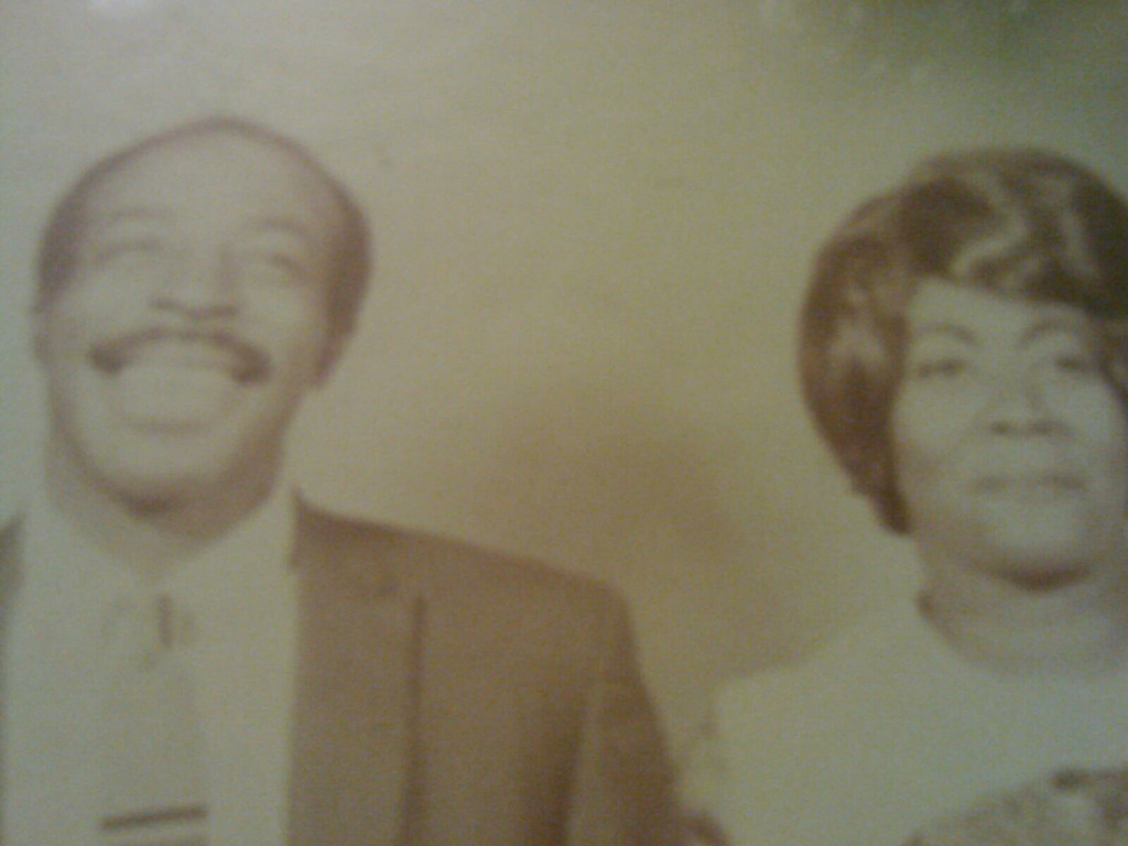 Clarence Vincent (Shorty) Williams & Dorothy Dot Williams

Shorty died on 11/10/1983
Dot died on 04/30/1995